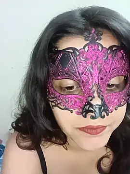Snapshot of Hottymahi7 chatting on July 1, 2026, 3:45 pm Hottymahi7 online show from July 1, 2026, 3:45 pm