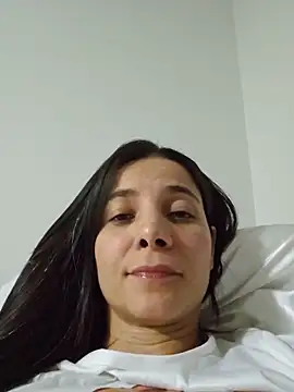 miaeyex online show from June 22, 2026, 12:24 am