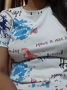 Snapshot of Noor_Sexy02 chatting on April 6, 2026, 9:32 am Noor Sexy02 online show from April 6, 2026, 9:32 am