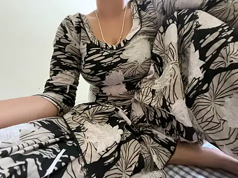 Snapshot of Noor_Sexy02 chatting on July 18, 2026, 12:09 pm Noor Sexy02 online show from July 18, 2026, 12:09 pm