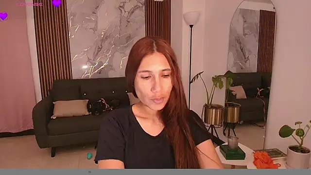 LucyBecker online show from June 9, 2026, 5:46 pm