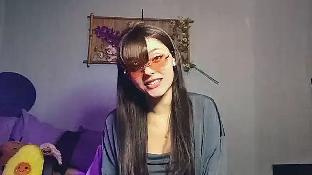 CareyDevan online show from March 19, 2026, 1:26 pm