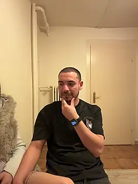 Karinaaa69 online show from March 21, 2026, 1:21 am