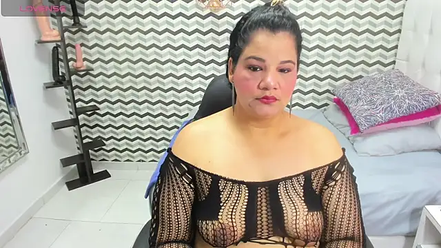 Snapshot of MAYTE1096 chatting on June 3, 2026, 7:41 pm MAYTE1096 online show from June 3, 2026, 7:41 pm