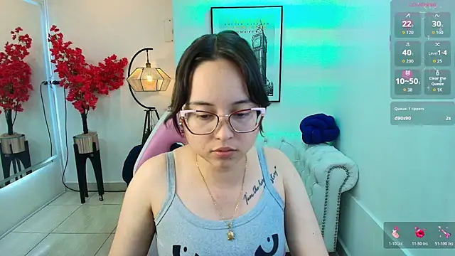 Shady bug online show from May 19, 2026, 1:56 am