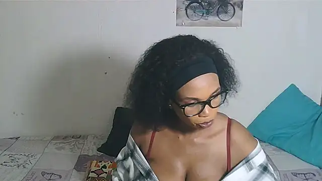 AfronQueen7 online show from April 22, 2026, 7:59 pm