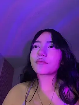 MayyBonita online show from June 14, 2026, 5:31 am