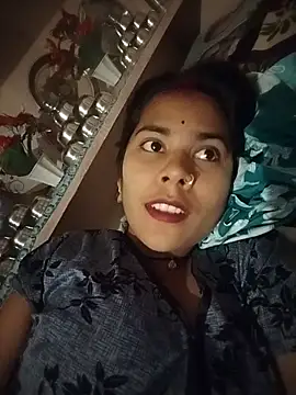 Pallavi cute online show from June 17, 2026, 9:16 pm