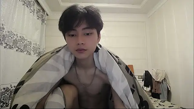 XX-XIUXIU online show from May 18, 2026, 6:03 pm