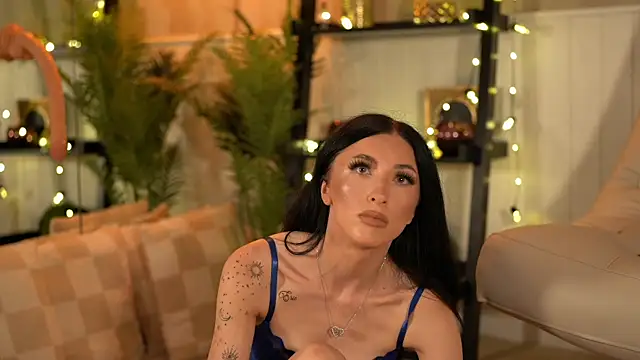 EllieJules online show from July 29, 2026, 3:15 am