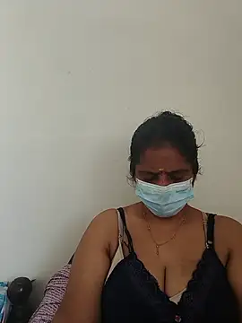 Snapshot of tamil_manjalmaami chatting on July 7, 2026, 5:21 am tamil manjalmaami online show from July 7, 2026, 5:21 am