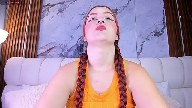 melanieklaus2 online show from July 3, 2026, 3:24 am