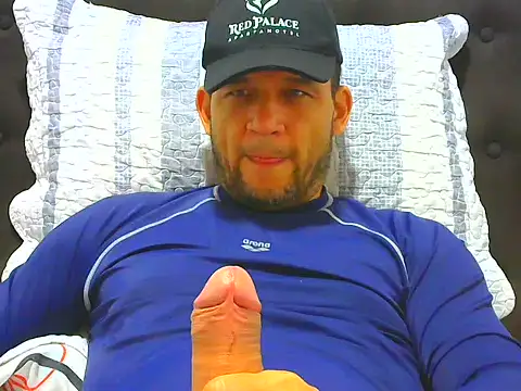 Snapshot of altenori chatting on August 10, 2026, 1:42 am altenori online show from August 10, 2026, 1:42 am