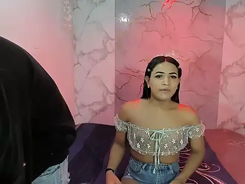 Nahomi hot 77 online show from July 26, 2026, 1:07 pm