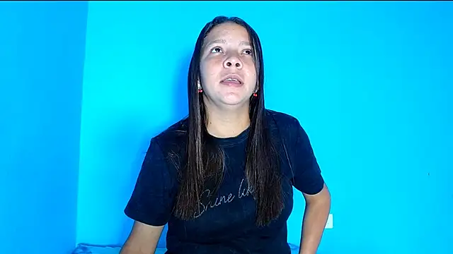 ambar69noir online show from June 18, 2026, 12:00 am