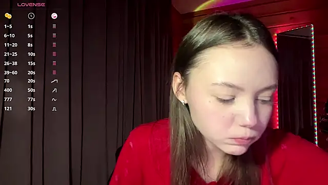 Snapshot of LenLen_Solen chatting on June 17, 2026, 4:52 pm LenLen Solen online show from June 17, 2026, 4:52 pm