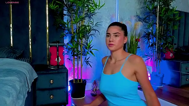 valery evan online show from July 21, 2026, 6:32 pm