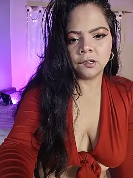 ROUSSE SINCLAIR online show from June 10, 2026, 11:13 pm