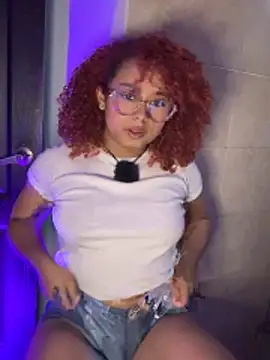 lara curly online show from June 4, 2026, 11:00 pm