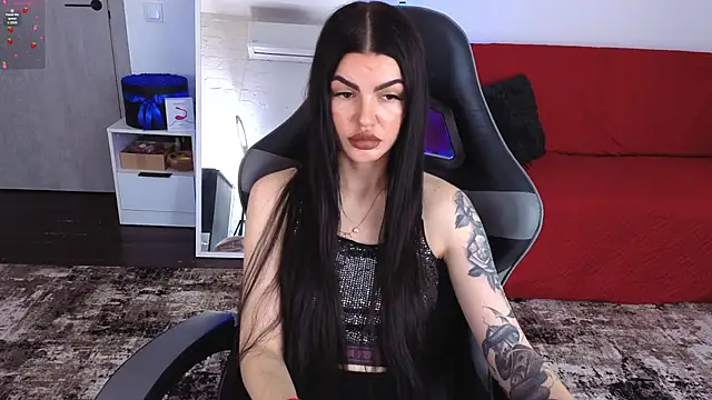 AnacondaOnn online show from July 15, 2026, 6:18 am