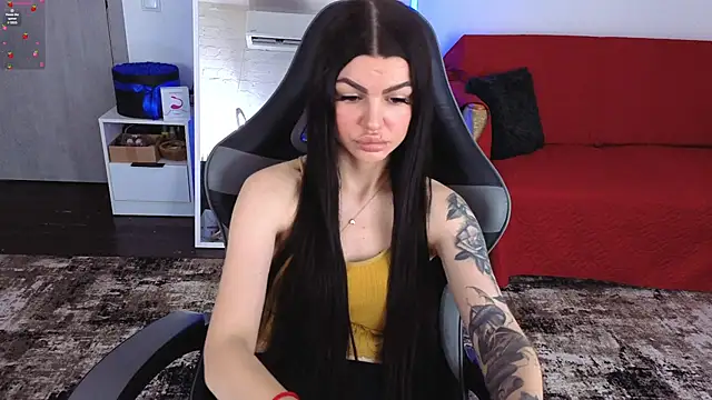 AnacondaOnn online show from August 7, 2026, 7:32 am