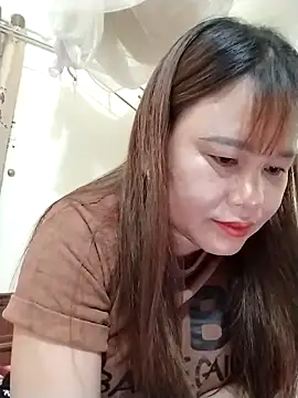 Snapshot of Moubie1 chatting on March 20, 2026, 11:04 am Moubie1 online show from March 20, 2026, 11:04 am