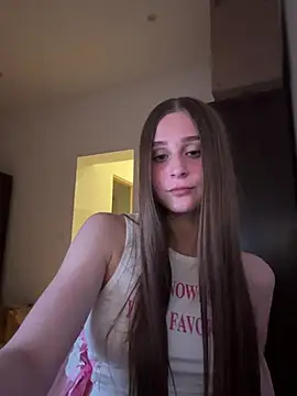 Snapshot of BellMeow_ chatting on May 28, 2026, 10:29 pm BellMeow online show from May 28, 2026, 10:29 pm