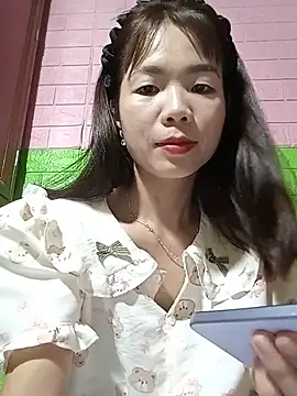 AmyLinee01 online show from June 1, 2026, 7:21 am