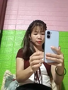 AmyLinee01 online show from June 3, 2026, 11:24 am