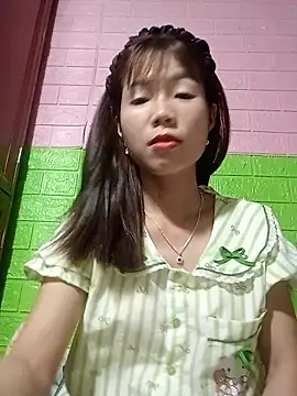 AmyLinee01 online show from June 3, 2026, 3:39 pm