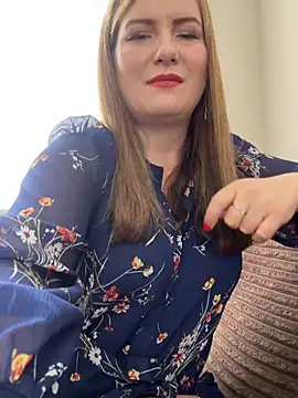 Snapshot of Susan_Wright chatting on August 9, 2026, 11:26 am Susan Wright online show from August 9, 2026, 11:26 am