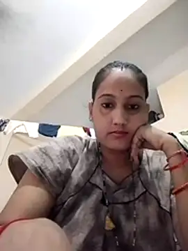Sexi roovi online show from August 3, 2026, 5:06 am
