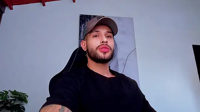 Santos ramirez1 online show from June 17, 2026, 3:57 pm