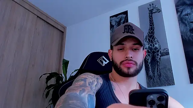 Santos ramirez1 online show from July 20, 2026, 2:41 pm