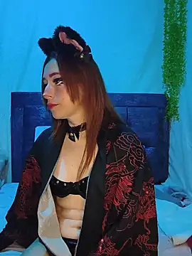 Amber prada online show from June 17, 2026, 12:02 am