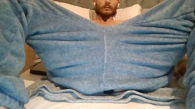 Snapshot of feetlovrr94 chatting on June 20, 2026, 9:56 am feetlovrr94 online show from June 20, 2026, 9:56 am