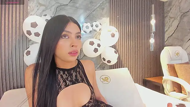 Snapshot of hanna_steel chatting on June 26, 2026, 11:58 am hanna steel online show from June 26, 2026, 11:58 am