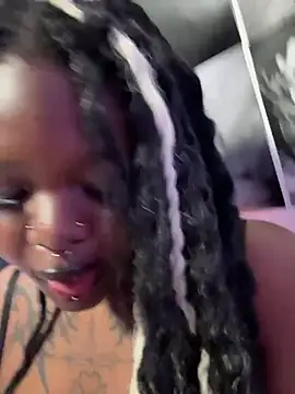 Nyla xox online show from June 7, 2026, 9:07 pm