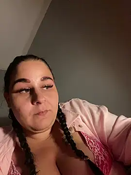Szandra26 online show from July 20, 2026, 9:17 pm