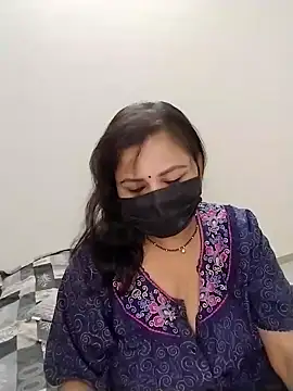 Hoty bhabii online show from April 13, 2026, 6:57 pm