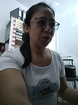 Snapshot of Violeta--7 chatting on June 25, 2026, 1:48 pm Violeta--7 online show from June 25, 2026, 1:48 pm