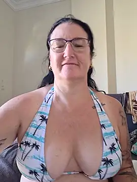 Flirty Siennax online show from July 22, 2026, 7:33 am