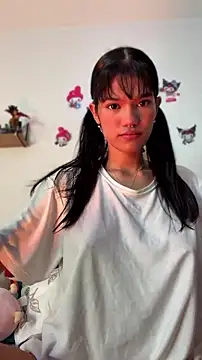 Emycarver09  online show from July 20, 2026, 12:40 pm