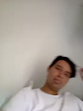 Ian-yin08 online show from April 23, 2026, 1:57 pm