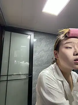 xx132546 online show from May 17, 2026, 2:02 pm