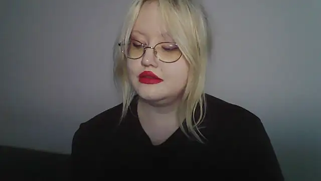 Elayne Sweet online show from June 27, 2026, 12:22 pm