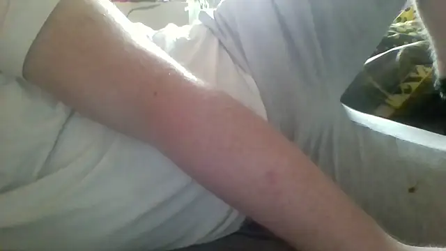 Snapshot of Pallmees chatting on June 3, 2026, 10:40 am Pallmees online show from June 3, 2026, 10:40 am