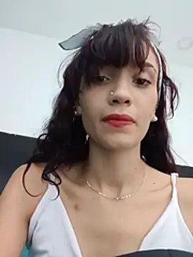 Alexa fox669 online show from June 17, 2026, 2:07 pm