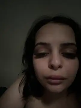 MiaKittyx0 online show from July 9, 2026, 4:33 pm