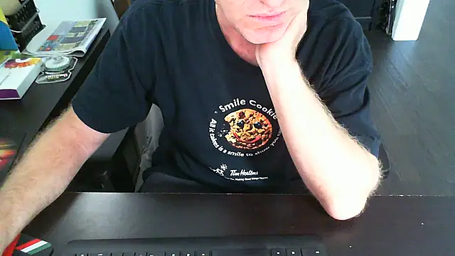 Shalun2000 online show from June 20, 2026, 4:32 pm
